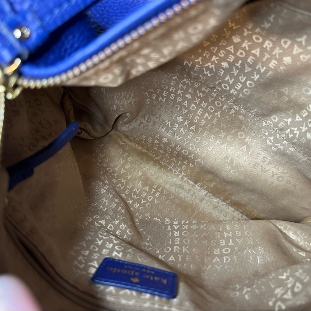 KATE SPADE NEW YORK CROSSBODY - Picture 8 of 9